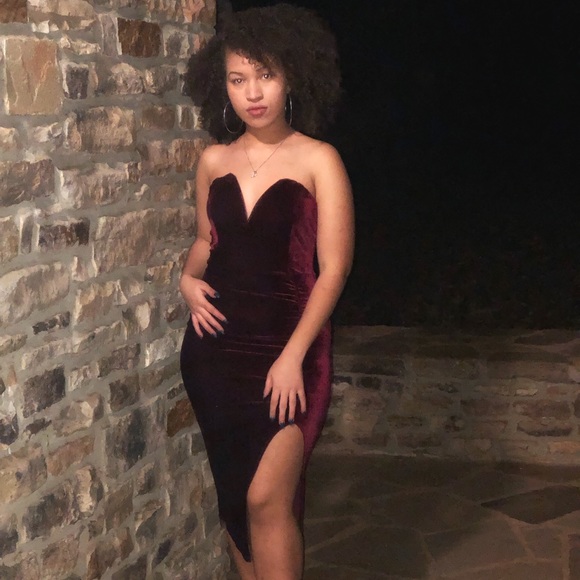 Meet your Posher, Donni 💕 - Picture 12 of 16